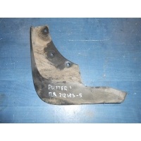 Брызговик передний левый Renault Duster 2009- 638535922R