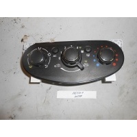 Блок управления климатом Renault Duster 2009- 275104143R