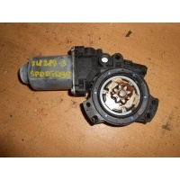 Моторчик стеклоподъемника передний правый Kia Sportage III 2010-2016 824603W000