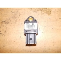 Датчик AIR BAG задний правый Toyota Hilux VII 2004-2015 8983104020