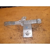 Стеклоподъемник механический задний правый Renault Duster 2009- 827208112R