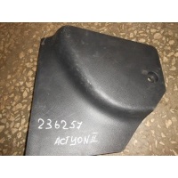 Обшивка центрально консоли SsangYong Actyon II 2010- 7798034051LBA