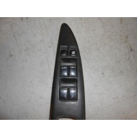 Блок управления стеклоподъемниками Nissan Primera P12 2002- 25401AV640