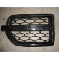 Накладка на левое крыло Land Rover Discovery IV 2009- LR032340