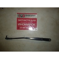 Поводок стеклоочистителя передний левый Volkswagen Touareg II 2010- 7P0955409B