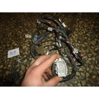 Электропроводка двери передней правой SsangYong Kyron 2005- 8271009013