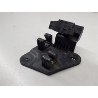 Кронштейн конденсатора Audi Q3 2011- 8U0260759A