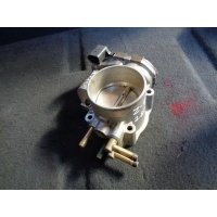 Заслонка дроссельная Volkswagen Passat GP (3B) 2000 - 2005 2002 078133062B