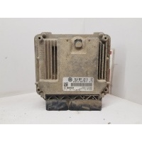 Блок управления двигателем Skoda Yeti 2009- 5L0907115D
