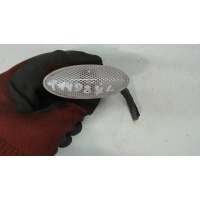 Повторитель поворотов левая Toyota Auris E15 2006-2012 2008