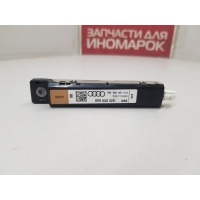 Антенна Audi A3 8V 2012- 8V5035225B