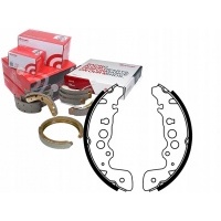комплект - комплект тормозных колодок [brembo]