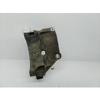 Кронштейн прочий Volkswagen Passat B3 1993 028903143AD