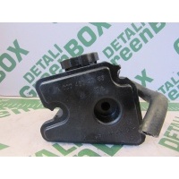 Бачок гидроусилителя Mercedes E C207 2010 A0004602383