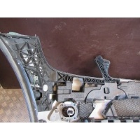Кронштейн переднего бампера левый Mercedes C W204 2009 A2048850765