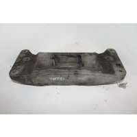 кронштейн коробки (балка кпп) BMW 5 F07/F10/F11 2015 196645