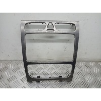 Накладка декоративная салона Mercedes Benz C W203 2001-2004 2002 A2036802439