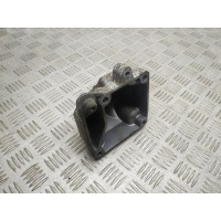 Кронштейн двигателя Mercedes Benz E W211 рест 2006-2009 2007 A2722231704