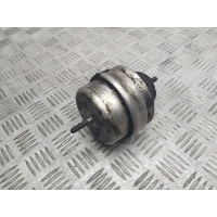 Подушка крепления двигателя Audi A6 C5 рест 2001-2004 2003 8D0199379AE