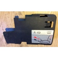 Крышка аккумулятора Audi A6 III (C6) 4F0915429B