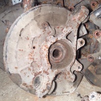 Кулак поворотный Land Rover LR045823 LR045823,RLH500030,RLH500130