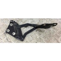 Петля (кронштейн) капота Левая Volkswagen Touareg 2006 7L6823301B
