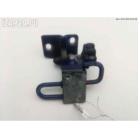 Петля двери передней правой Volkswagen Passat B6 2006 3C0831412C
