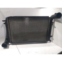 Радиатор интеркулера Skoda Octavia mk2 (A5) 2007 1K0145803L