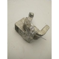 Петля двери Перед. Правая Volkswagen Transporter 5 2006 7H0831401B