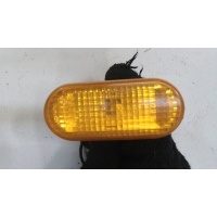 Повторитель поворотов левая=правая Volkswagen Touran 2006-2010 2007