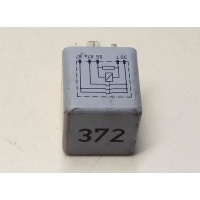 Реле остальные Volkswagen Passat [B5] 1996-2000 2000 4D0951253