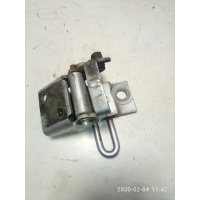 Петля двери AUDI A6 C4 1996 4A0831411D