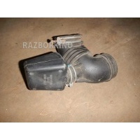 Патрубок воздушного фильтра Toyota Avensis 1 T220 1997-2003 1788222060