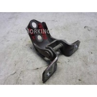 Петля двери передней левой нижняя Mazda 3 2 BL F15158210B
