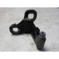 Петля двери передней левой нижняя Land Rover Range Rover Vogue 3 L322 LR018178