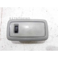 Плафон салонный Toyota Avensis 1 T220 8125013020B1