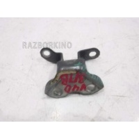 Петля двери задней правой верхняя Toyota Yaris 2 XP90 6875020121