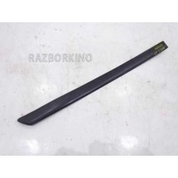 Молдинг двери задней правой Ford Mondeo 1 6809600