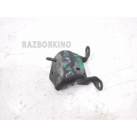 Петля двери багажника Toyota Land Cruiser 100 J100 6612060010