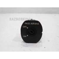 Кнопка Land Rover Range Rover Vogue 3 L322 YWL500060PUY