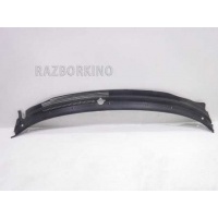 Водосток лобового стекла (жабо) Mazda 626 4 GE GA7B50790C
