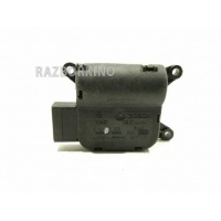 Моторчик заслонки печки Volkswagen Touareg 1 7L 2002-2010 7L0907511B