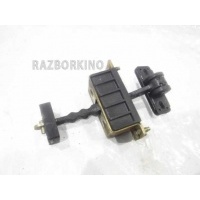 Ограничитель двери Mercedes W203 C A2037300116