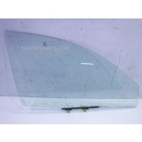 Стекло передней правой двери Mitsubishi Lancer 9 CS MR525732