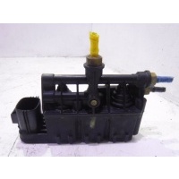 Клапан пневмоподвески Land Rover Range Rover Vogue 3 L322 RVH500050