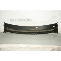 Водосток лобового стекла (жабо) Ford Focus 2 1437467