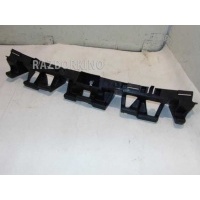Кронштейн заднего бампера Renault 8200074445 8200074445