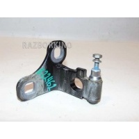 Петля двери передней левой нижняя Land Rover Range Rover Vogue 3 L322 LR018178