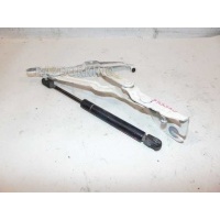 Петля багажника левая Audi A4 B5 3B5827301B
