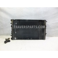 Радиатор основной Seat Ibiza 3 6L 6Q0121253Q